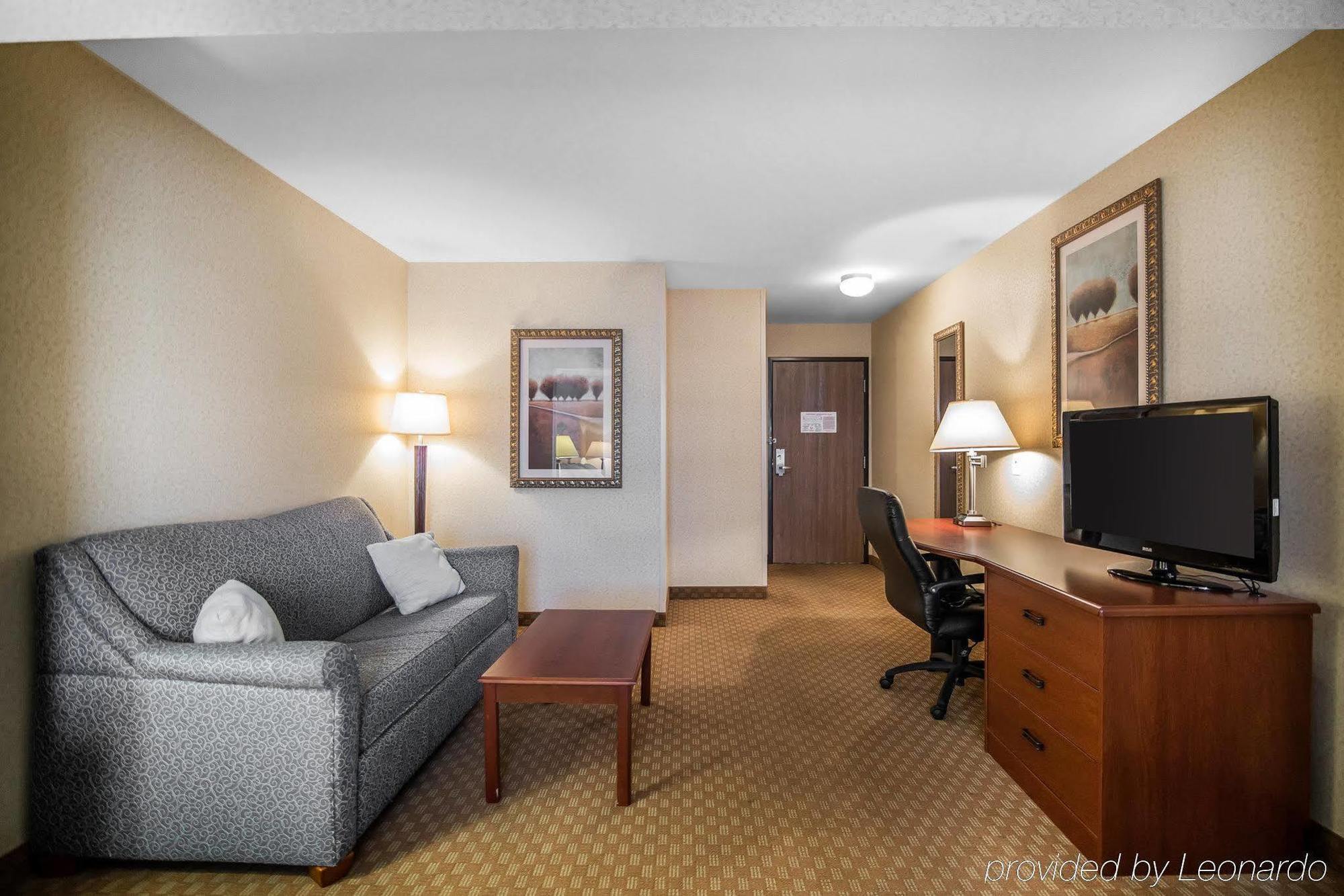 Sleep Inn & Suites Salina Exterior photo